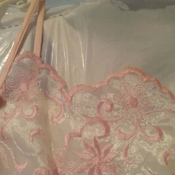 Formal Gown - Picture 4 of 10